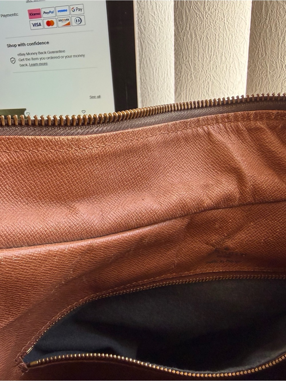 Louis Vuitton Brown Leather Interior Zip Pocket Shoulder Bag - Picture 3 of 16